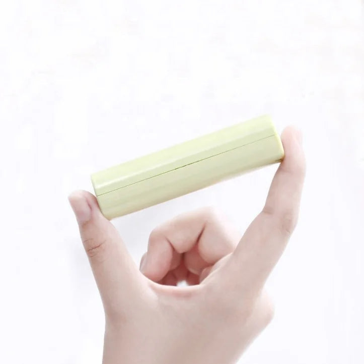 Mini distributeur de savon en feuilles